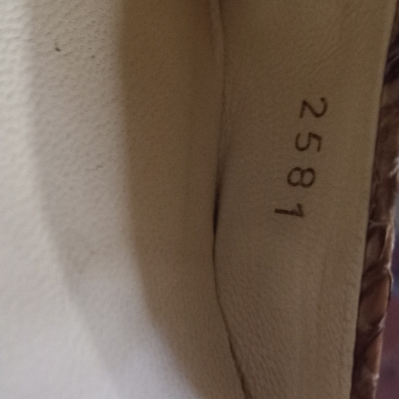 PRADA 9½ Heels - Picture 13 of 15